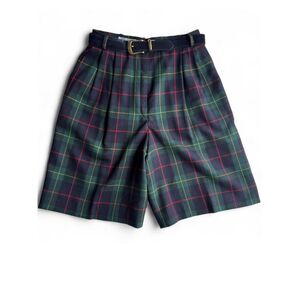 VTG 100% Pure Wool Tartan Bermuda Shorts High Waisted Pleated Made in USA size 8